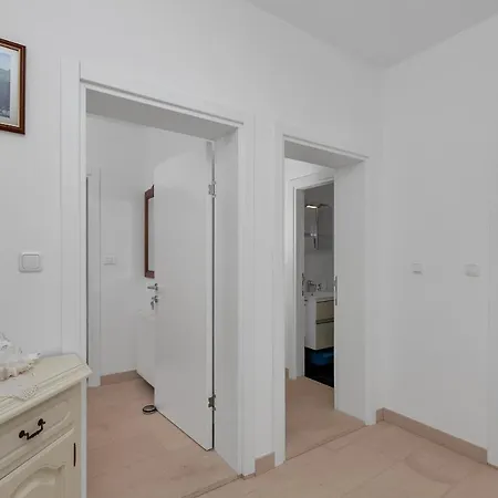 Πανσιόν Dijakovic