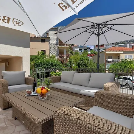 Dijakovic Μακάρσκα