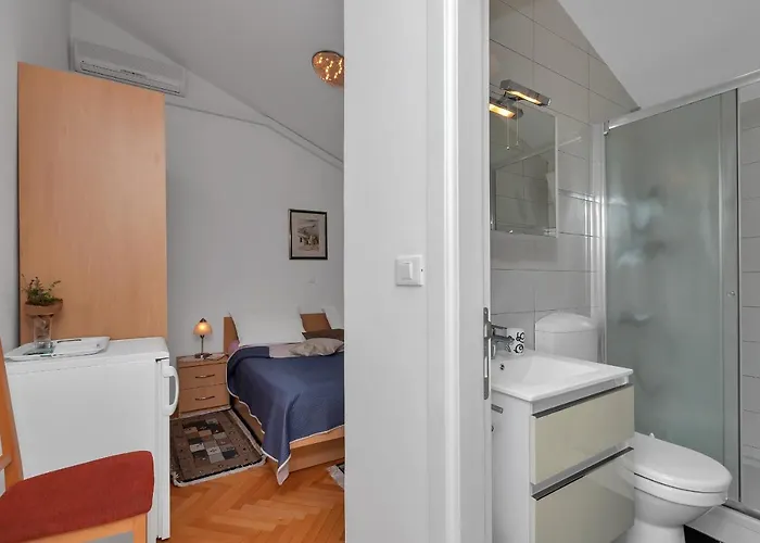 Dijakovic Pensionat 3*