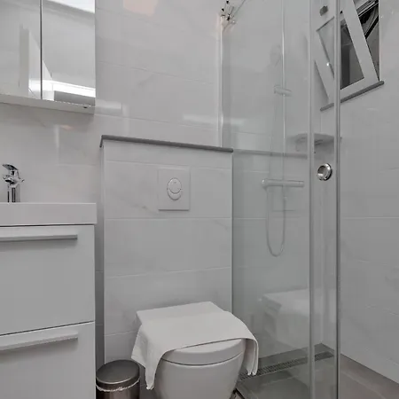 Pensión Dijakovic Makarska