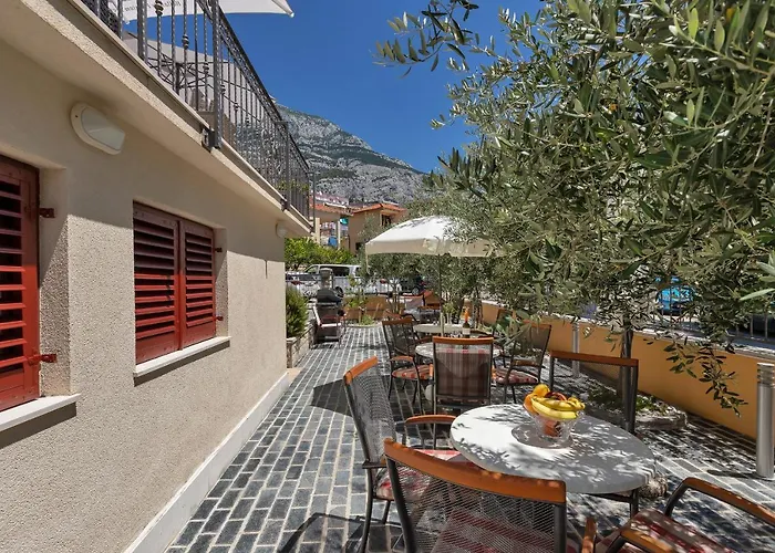 Pensjonat Dijakovic Makarska